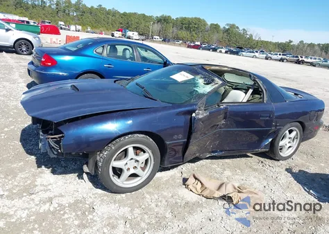 1998 Chevrolet Camaro Z28 z USA, uszkodzony, nr VIN 2G1FP22G2W2133984